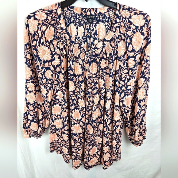 Lucky Brand Tops - Lucky Brand Puff Sleeve Floral Navy and Peach Women's Shirt Sz XXL